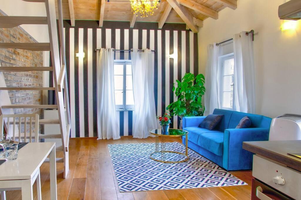 Apartment Ella's Stunning Pad *